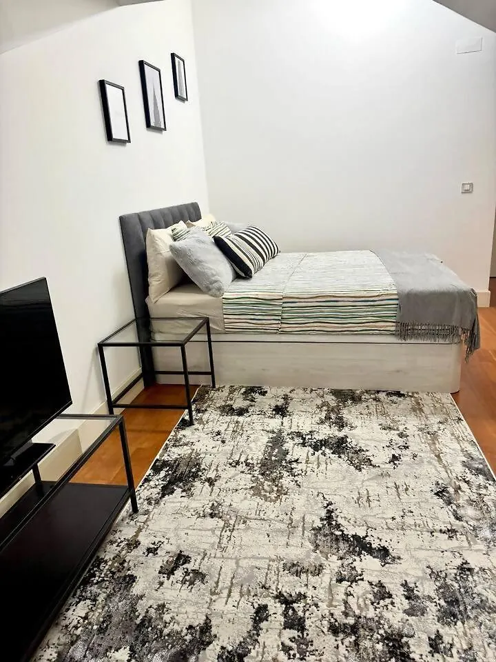 Elegant & Cozy Lisbon Apartment 0*,  Portugal